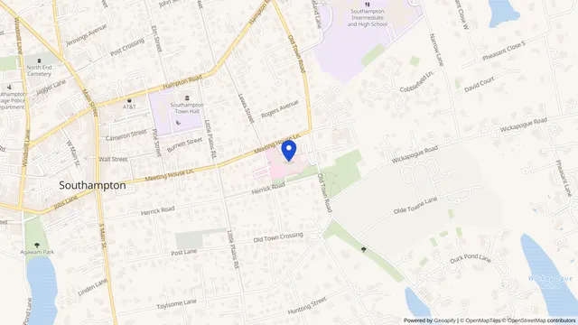 Map showing the location of Stony Brook Southampton Hospital at 240 Meeting House Ln, Southampton, NY 11968, served by DachiPlus medical transportation.